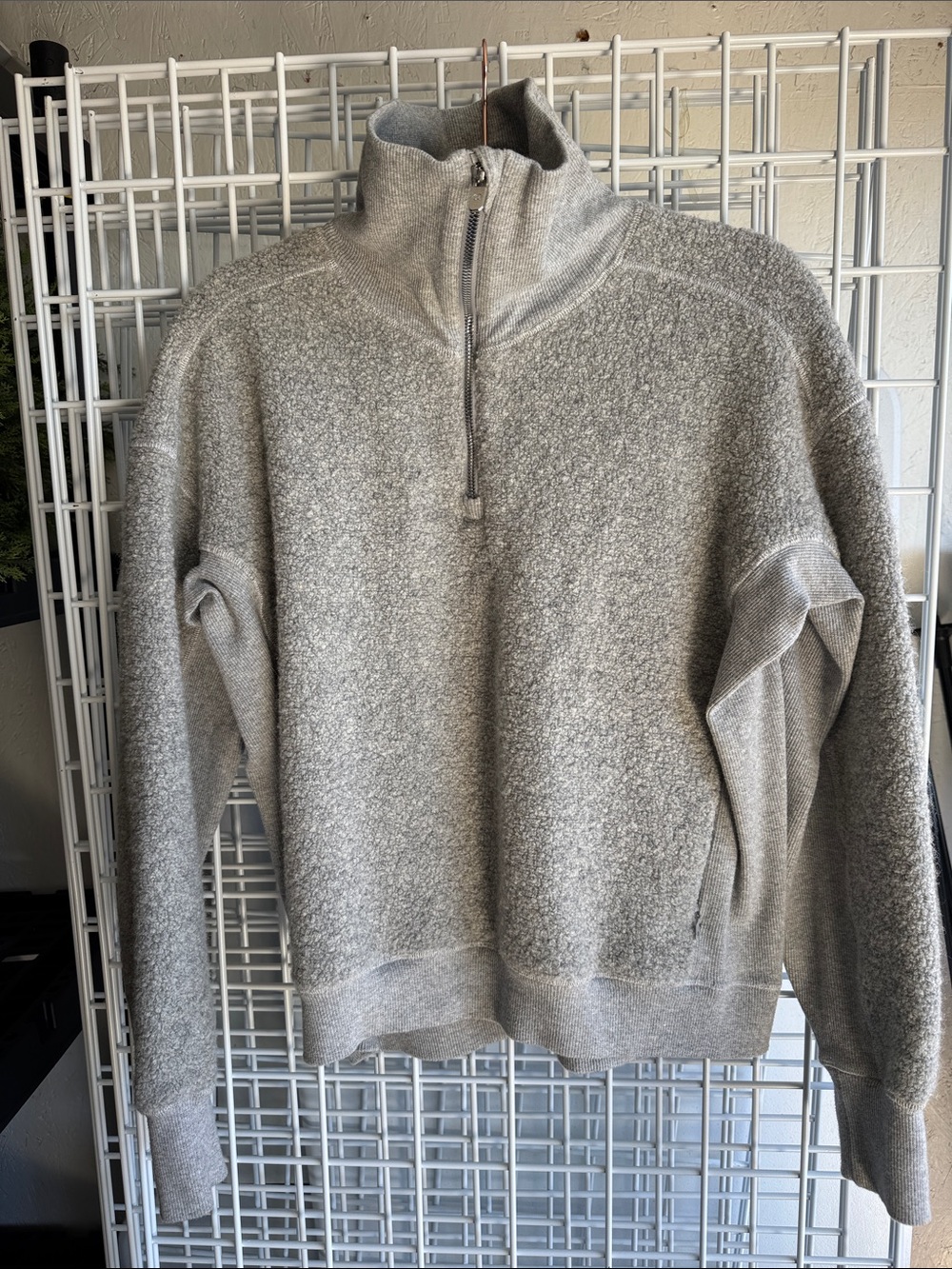 lululemon athletica Men's Light Gray Half-Zip Sweater